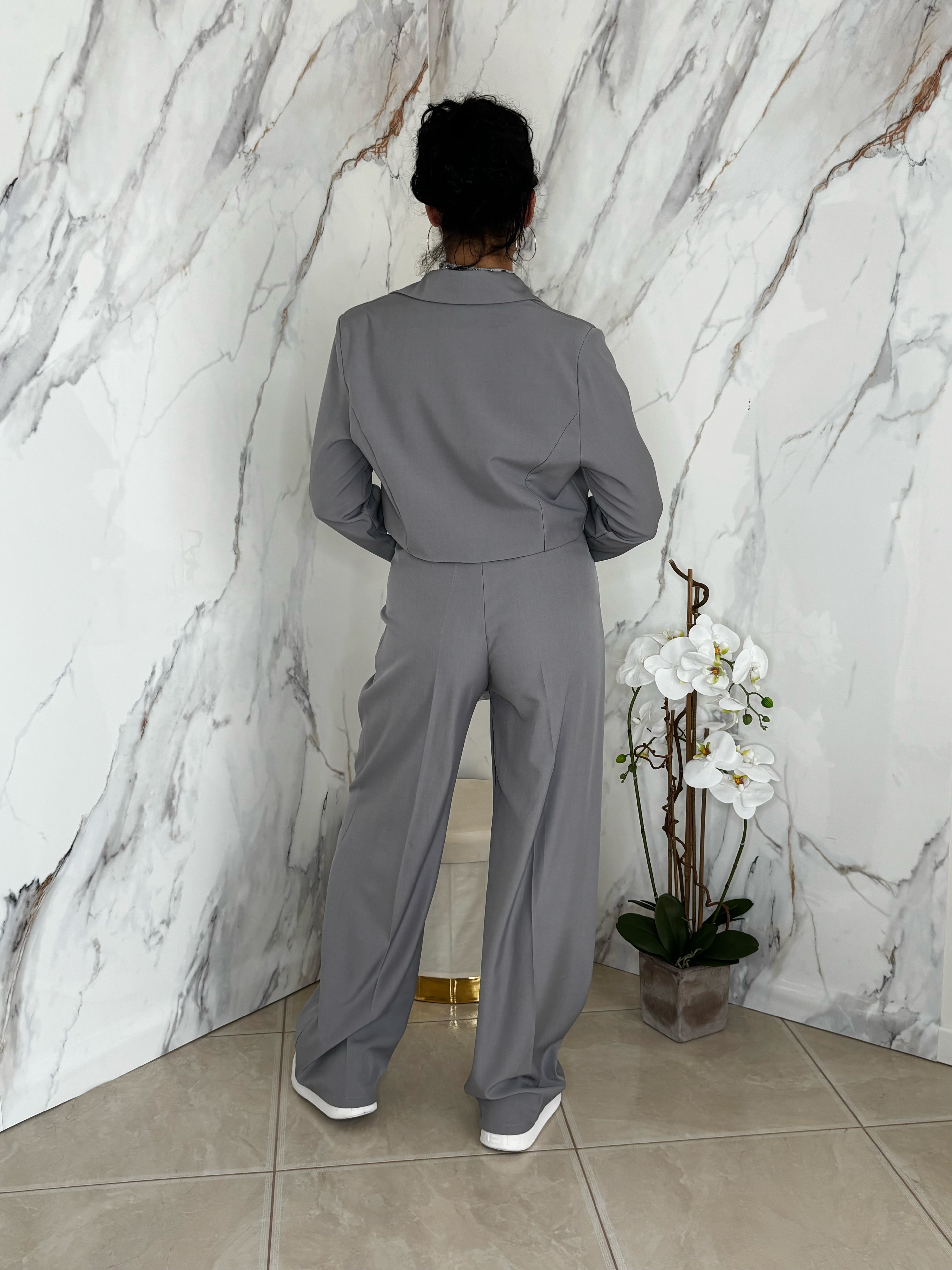 Tailleur Grey Essential