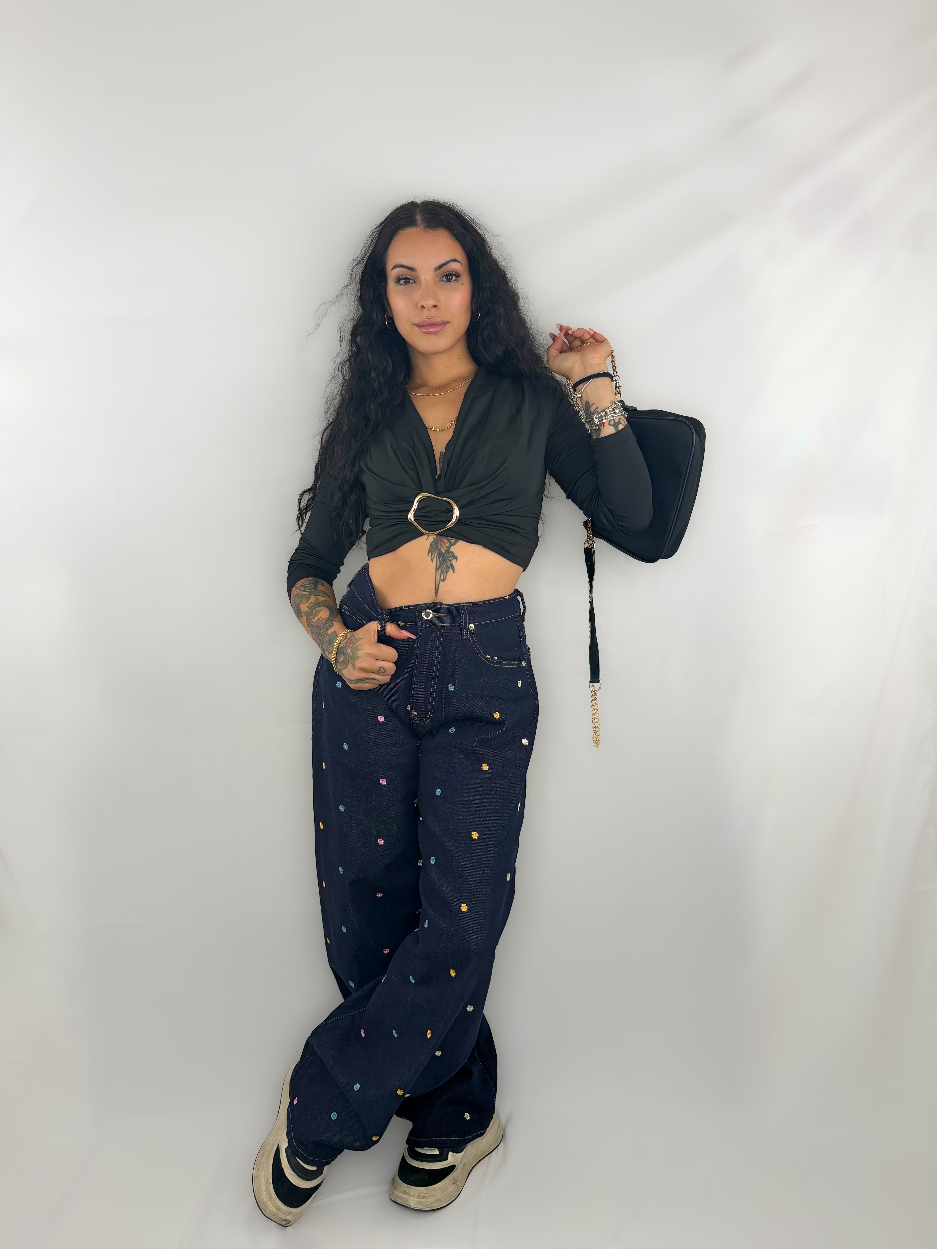 Crop Infinity Twist